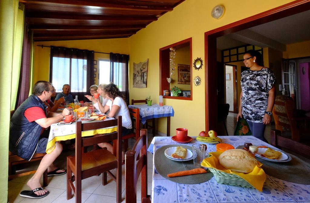 Casa Comba Bed & Breakfast Mindelo Eksteriør bilde